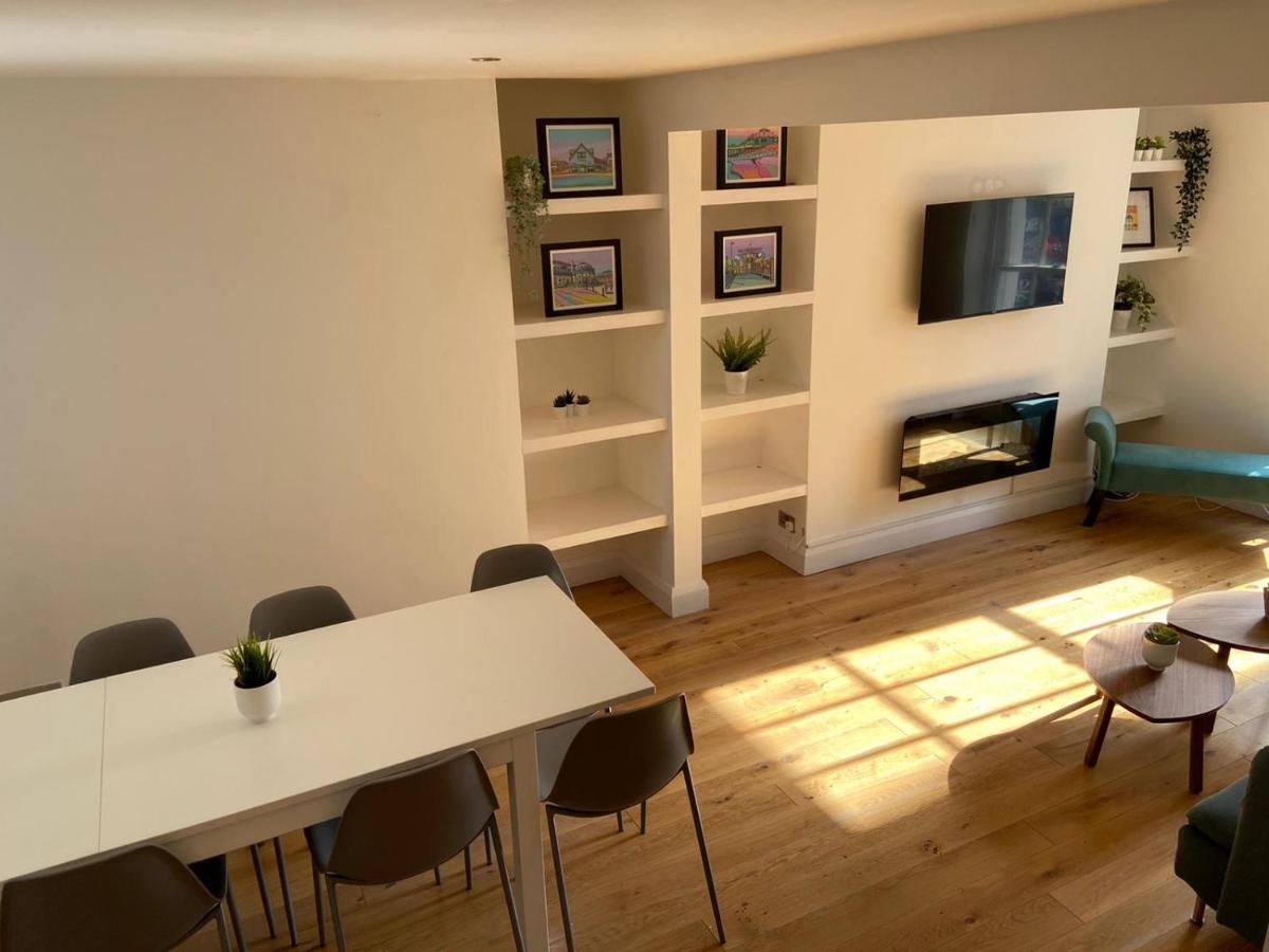 Villa Warwick House - Stunning House With Terrace And Sea Views, Sleeps 11 Worthing Esterno foto